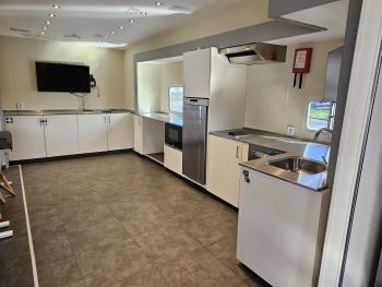 Scania P 280 + trailer  - 2 X SLIDE OUT / CAMPER / WOHNMOBIL